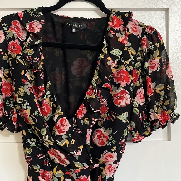 DYNAMITE Romantic Floral Dress - Picture 8 of 15